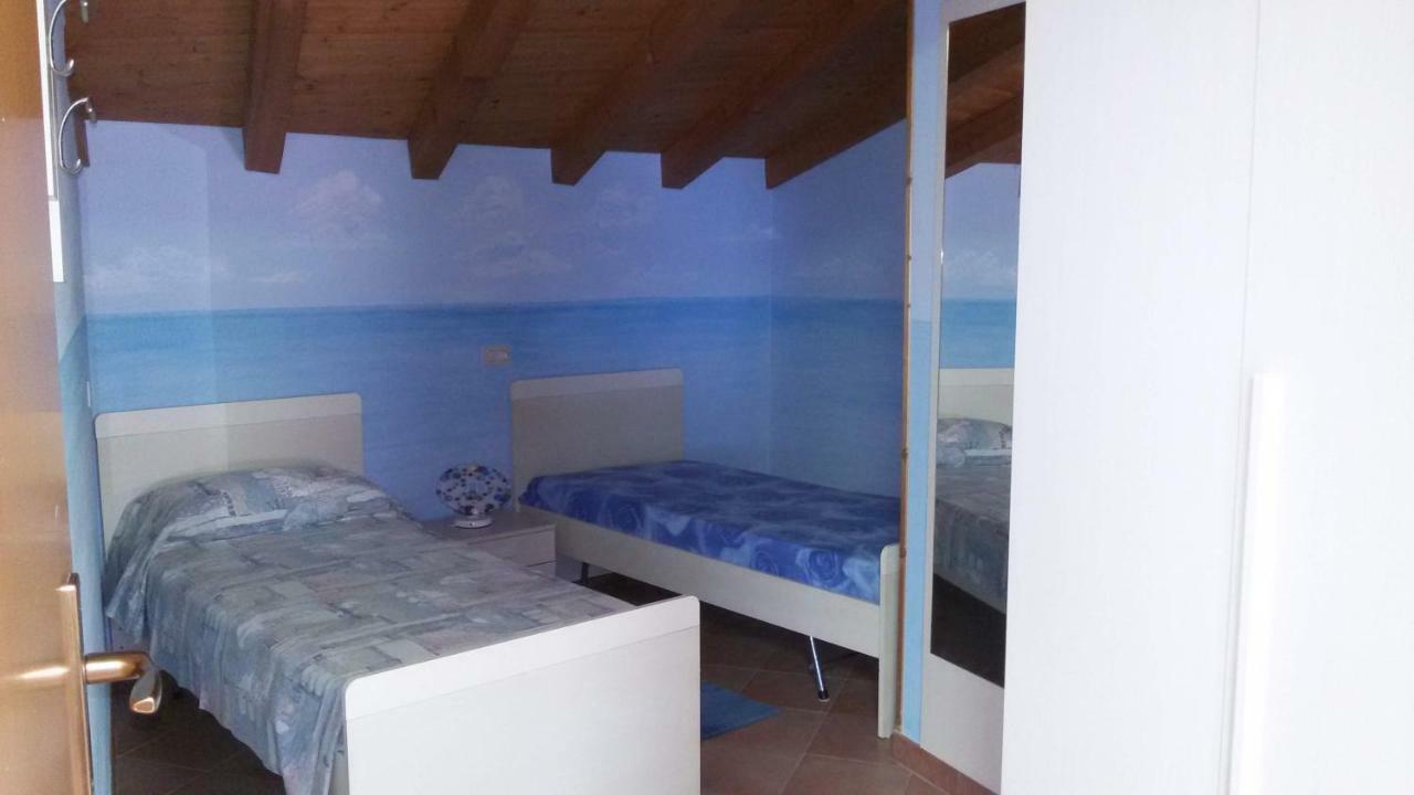Mansarda Ariel Appartement Limone sul Garda Buitenkant foto